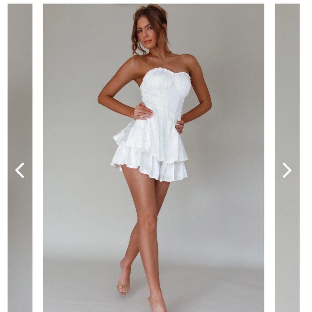 Selfie Leslie PARIS MUSE GATHERED BUST ROMPER WHITE SELFIE LESLIE